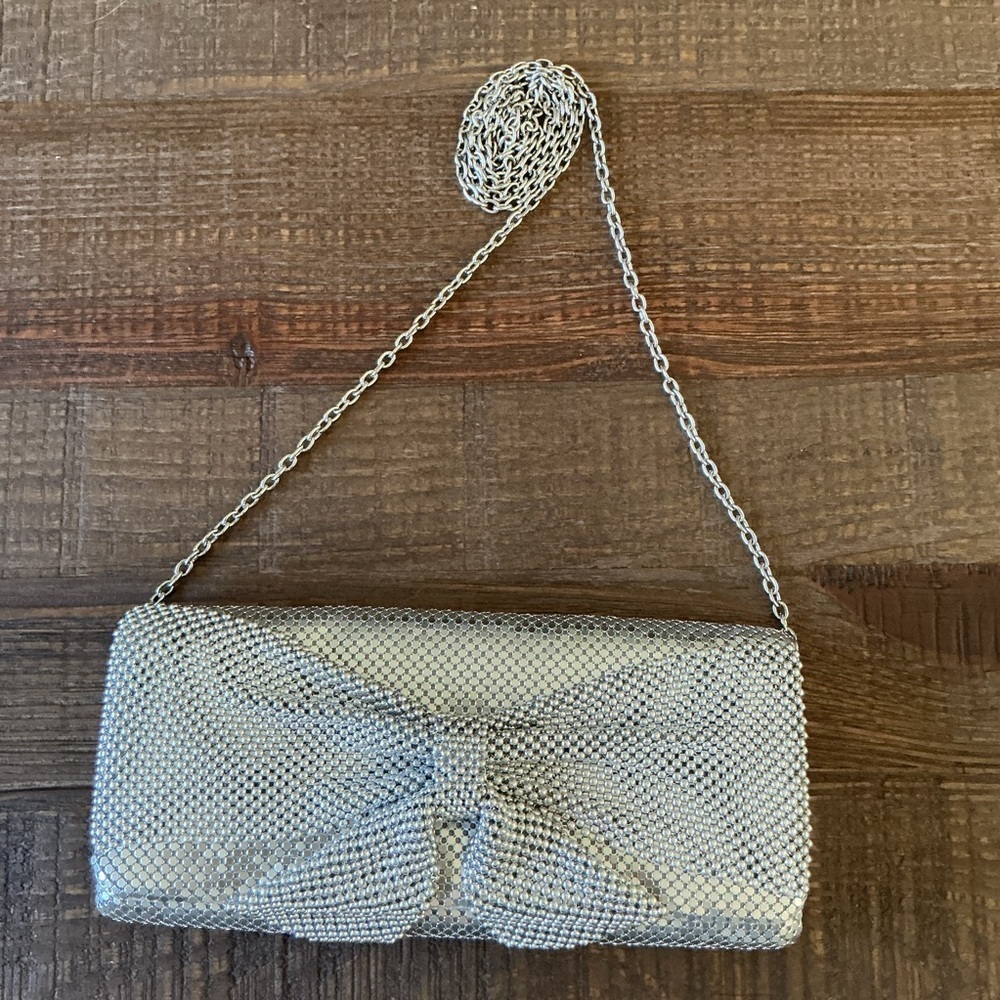 Gunne Sax Jessica McClintock Hailey Bow Clutch in silver mesh